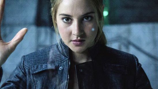 Shailene Woodley muestra en directo su arresto durante una "protesta pacífica" noticias imagen