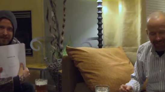 'Breaking Bad': Mira a Bryan Cranston y Aaron Paul leyendo el guion del final de la serie noticias imagen