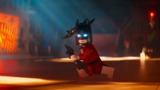 'Batman: La lego película': El Caballero Oscuro, melancólico en una lujosa 'Batcueva' durante el nuevo tráiler noticias imagen