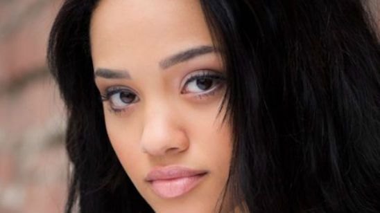 'The Flash': Kiersey Clemons habla sobre la salida de Rick Famuyiwa de la dirección noticias imagen