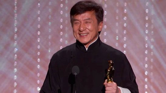 Jackie Chan recibe el Oscar Honorífico tras 50 años en la industria cinematográfica