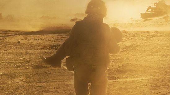 'Zona hostil': Póster EXCLUSIVO de la película dirigida por Adolfo Martínez noticias imagen