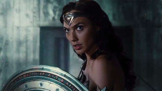 ‘Liga de la Justicia’: Wonder Woman protagoniza el nuevo 'teaser' y póster de la película noticias imagen