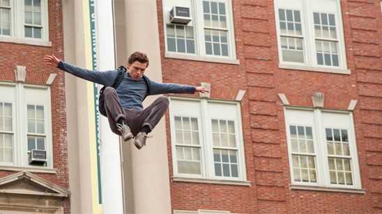 'Spider-Man: Homecoming': Peter Parker hace pellas en la nueva imagen del 'reboot'  noticias imagen