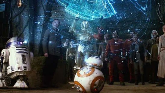 'Star Wars': El director de 'Los últimos Jedi' pidió incluir a este personaje en el final de 'El despertar de la Fuerza' noticias imagen