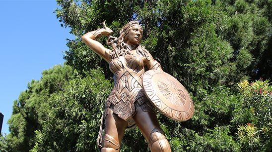 'Wonder Woman': Las heroínas y villanas de DC Comics conquistan Madrid con la exposición 'DC Woman Art' noticias imagen