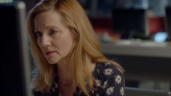 'Love Actually 2': La versión estadounidense del corto revela el sorprendente presente amoroso de Sarah (Laura Linney)