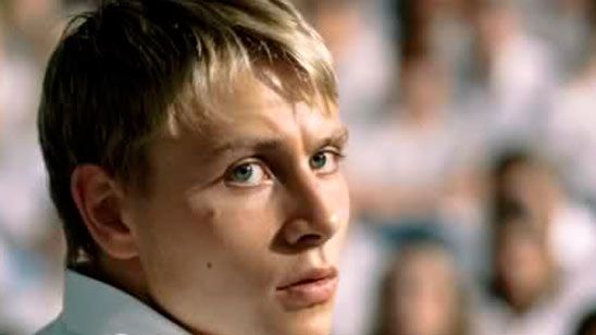 'La ola': Max Riemelt de 'Sense8' afirma que la película podría ser adaptada como serie de televisión noticias imagen