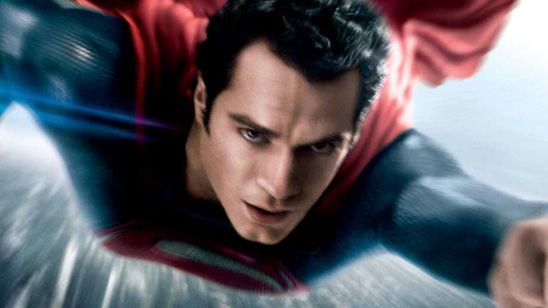 RUMOR: 'El hombre de acero 2' podría presentar a Supergirl en el Universo DC noticias imagen