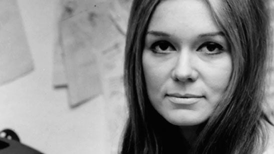 Julie Taymor ('Across the universe') dirigirá la película basada en la vida de la periodista y activista Gloria Steinem noticias imagen