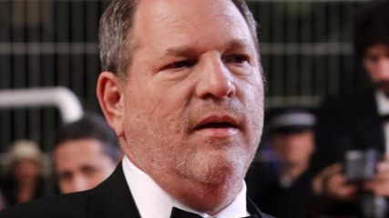 Matt Damon y Russell Crowe supuestamente habrían ayudado a ocultar un artículo sobre los abusos de Harvey Weinstein noticias imagen