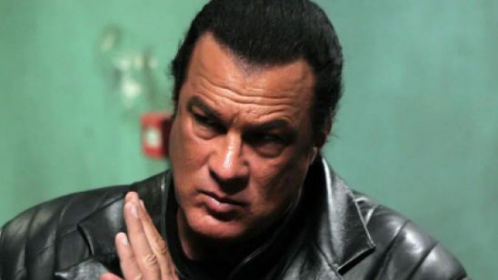 Steven Seagal es acusado de mala conducta sexual por una periodista