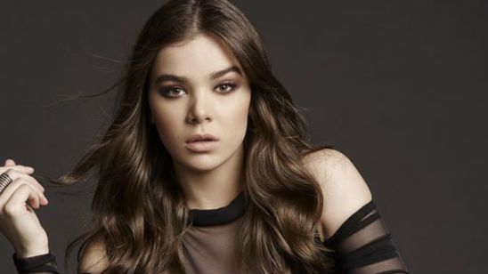 'Batgirl': Hailee Steinfeld quiere interpretar a la heroína protagonista noticias imagen