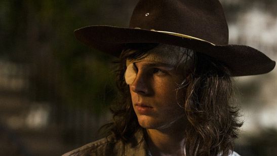 'The Walking Dead': Chandler Riggs se cambia de 'look' tras el giro inesperado de la serie