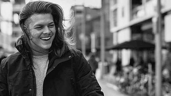 'Vikingos': Así es Alex Høgh Andersen, el despiadado Ivar, fuera de la serie noticias imagen