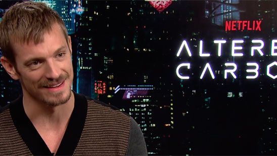 Joel Kinnaman de 'Altered Carbon': "Algunos episodios de 'Black Mirror' tratan un poco lo que hacemos en la serie" noticias imagen