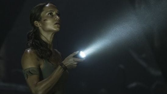 'Tomb Raider': Conoce un poco más a la Lara Croft de Alicia Vikander con las nuevas fotos del 'reboot' noticias imagen