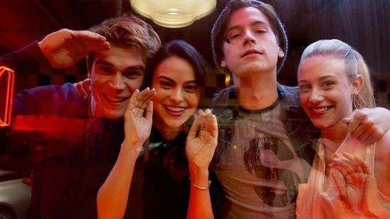 'Riverdale': ¿Sabías que K.J. Apa se rompió la mano grabando una escena de la primera temporada? noticias imagen