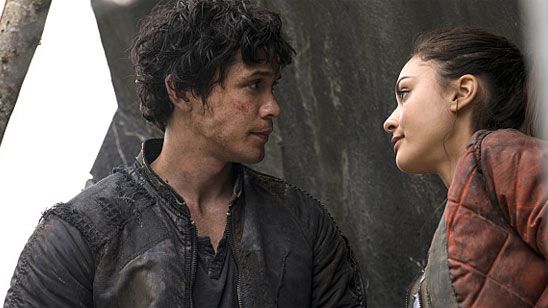 'Los 100': Lindsey Morgan revela qué ha pasado entre Raven y Bellamy en los últimos seis años noticias imagen