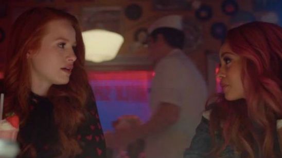 'Riverdale': Madelaine Petsch defiende la visibilidad bisexual en la pantalla noticias imagen