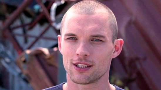 'Maléfica 2': Ed Skrein, a punto de unirse a la secuela como villano noticias imagen