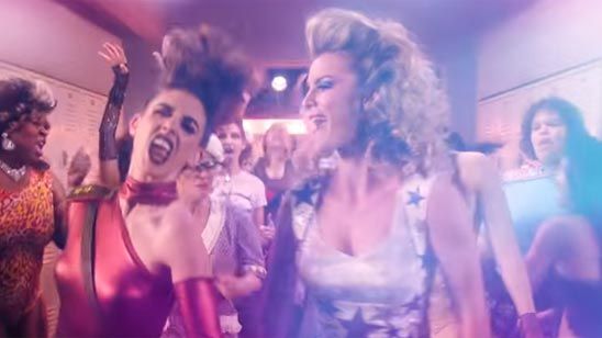 'GLOW' anuncia la fecha de estreno de su segunda temporada con un ochentero y pegadizo avance noticias imagen