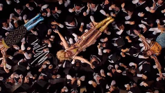 'Mamma Mia! Una y otra vez': Disfruta del número musical que abre la película noticias imagen