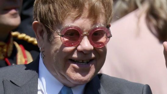'El Rey León': Elton John canta 'El círculo de la vida' en la boda de Meghan Markle y el príncipe Harry noticias imagen
