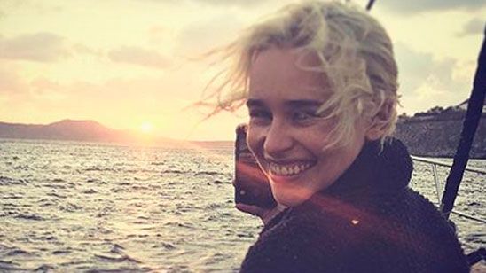 Emilia Clarke lanza un positivo mensaje a las chicas jóvenes: "Cree en ti misma" noticias imagen