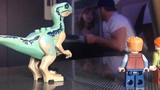 Los LEGO de 'Jurassic World: El reino caído', protagonistas de las redes de Chris Pratt y Bayona