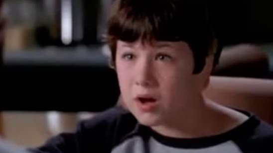 Acabamos de darnos cuenta del increíble parecido de Dylan Minnette ('Por trece razones') y Josemi de 'Aquí no hay quien viva' noticias imagen