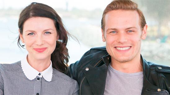 'Outlander': Caitriona Balfe se equivoca en Twitter y provoca confusión entre los fanes noticias imagen