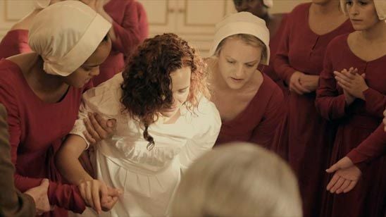 'The Handmaid’s Tale': ¿Por qué algunas mujeres se convierten en criadas y otras no? noticias imagen