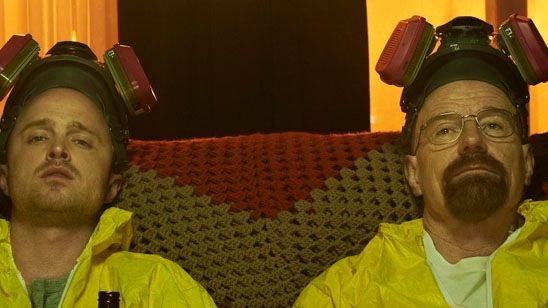 'Breaking Bad': Aaron Paul presenta a su hija en la Comic-Con vestida como su personaje noticias imagen