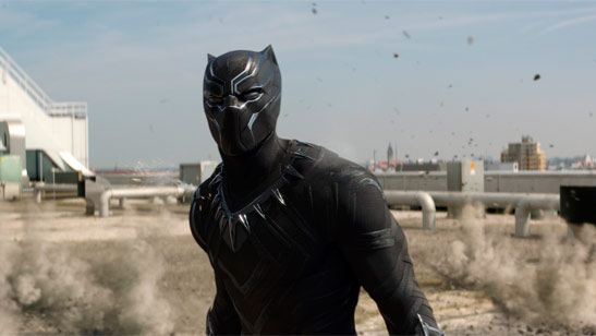 El traje de Black Panther esconde este tierno mensaje