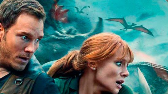 Un cartel de 'Jurassic World' dibujado a mano en un cine de Murcia genera un hilo en Twitter que no tiene precio