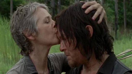'The Walking Dead' no descarta un romance entre Carol y Daryl