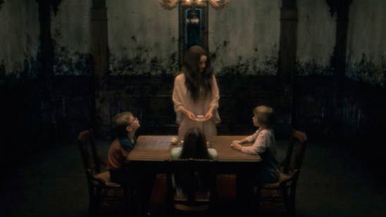 Este es el actor que hay detrás del fantasma más terrorífico de 'La maldición de Hill House' noticias imagen