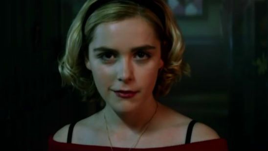 Kiernan Shipka y Salem no han sido buenos amigos en 'Las escalofriantes aventuras de Sabrina' noticias imagen