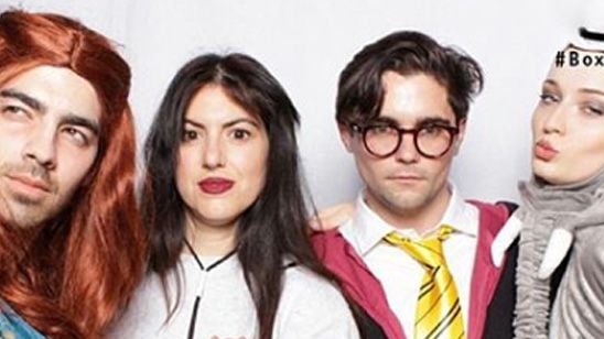 Joe Jonas se disfraza de Sansa Stark en Halloween acompañado de Sophie Turner noticias imagen