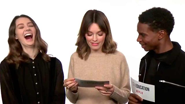 El reparto de 'Sex education' adivina si estas frases en español son sexuales noticias imagen