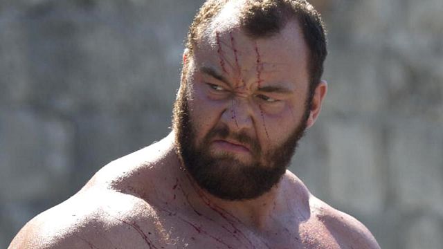 La Montaña de 'Juego de Tronos' lee poemas de amor sin camiseta por San Valentín  noticias imagen