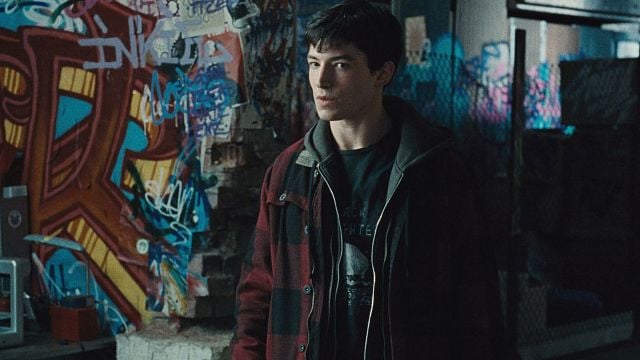 Ezra Miller revela la razón por la que 'The Flash' se está retrasando tanto noticias imagen