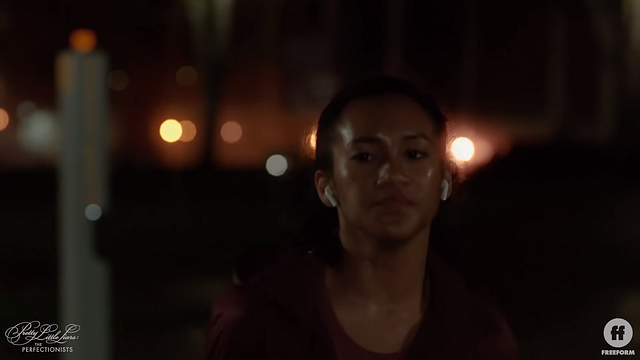 'Pequeñas mentirosas: Perfeccionistas': Una muerte en el primer minuto del 'spin-off' de 'Pretty Little Liars' noticias imagen