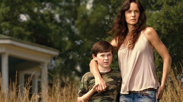 Sarah Wayne Callies dirigirá 'Fear The Walking Dead'