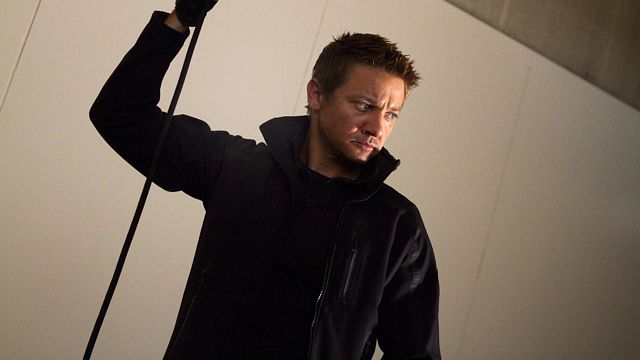 'Vengadores 4: Endgame': Jeremy Renner amenaza a Thanos con esta imagen de los Vengadores originales noticias imagen