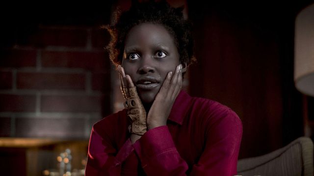 'Hands Across America', y más referencias de 'Nosotros' a nuestra realidad noticias imagen