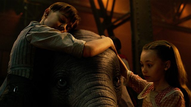 'Dumbo' vuela como el mejor estreno para Tim Burton desde 'Alicia en el País de las Maravillas' noticias imagen