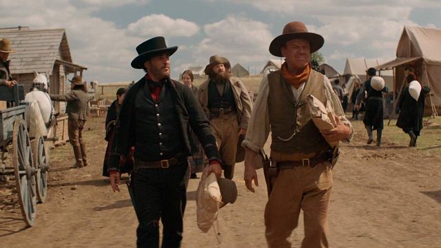 'Los hermanos Sisters': John C. Reilly y Joaquin Phoenix protagonizan el tráiler en español en EXCLUSIVA  noticias imagen