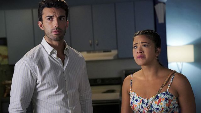 The CW no seguirá adelante con el 'spin-off' de 'Jane the Virgin' noticias imagen